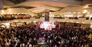 danah millionaire2011-crowd